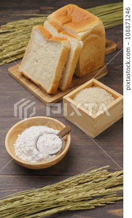 Bread with rice flour image | (rice flour, white rice, white bread) Bread with rice flour image | (rice flour, white rice, white bread) 108871246