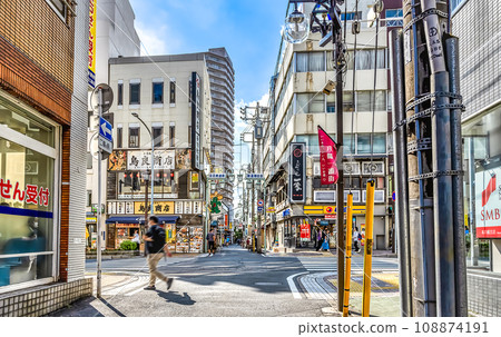 千葉縣市川市元八畑車站的街景 108874191