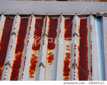 Rusted tin roof Rusted tin roof 108883323