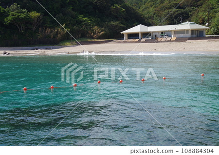 View of Shiohama Beach, Okinoshima Town 108884304