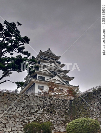 福山城、天守、月見櫓、大湯電、JR福山站、新幹線、福山市福山城博物館 福山城、天守、月見櫓、大湯電、JR福山站、新幹線、福山市福山城博物館 108886093