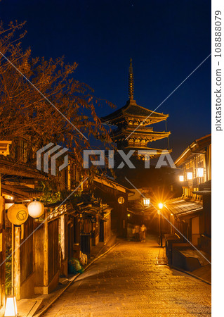 Hokanji Temple and Yasaka Street, Kyoto night view in autumn (Higashiyama Ward, Kyoto City) 108888079