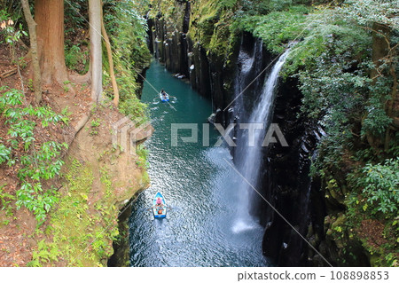 Manai Falls (Takachiho Gorge) Manai Falls (Takachiho Gorge) 108898853