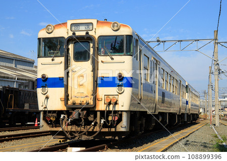 JR九州Kiha 140系列柴油列車(Kiha 147型) JR九州Kiha 140系列柴油列車(Kiha 147型) 108899396
