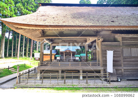 Chusonji Temple in Tohoku, Hiraizumi, and Sekizan, the grounds of Hakusan Shrine on the north side of the grounds, the shrine building seen over the Noh stage, Hiraizumi Town, Iwate Prefecture (3) Chusonji Temple in Tohoku, Hiraizumi, and Sekizan, the grounds of Hakusan Shrine on the north side of the grounds, the shrine building seen over the Noh stage, Hiraizumi Town, Iwate Prefecture (3) 108899862