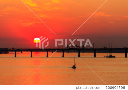 Beautiful sunset over the Dnieper river in Dnipro city, Ukraine 108904506