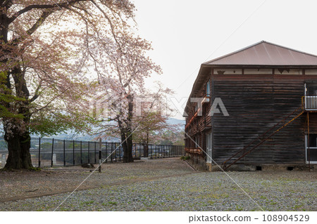 Spring view of Gunma Tomioka Silk Mill dormitory 108904529