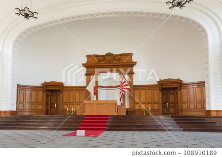 海上自衛隊江田島第一工業學校禮堂講台 海上自衛隊江田島第一工業學校禮堂講台 108910189
