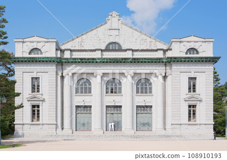 Maritime Self-Defense Force Etajima 1st Technical School Auditorium Maritime Self-Defense Force Etajima 1st Technical School Auditorium 108910193