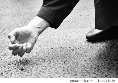 找到的物品（黑白） 108911016