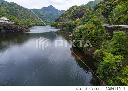 Saga Prefecture/Fresh green Ryumon Dam (dam located near the downstream of Ryumon Gorge) 108911644
