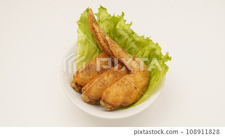 Deep-fried chicken wings Deep-fried chicken wings 108911828