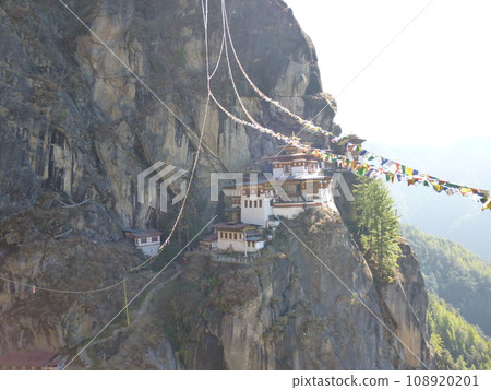 Bhutan Bhutan 108920201