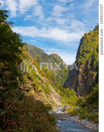 Photo of the route along the cliffs of Kurobe Gorge Shimo no Corridor 108922507