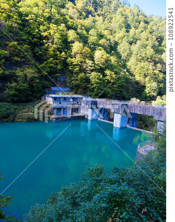 Bridge over the lake at Sennindani Dam in the Kurobe Valley Shimo no Corridor Bridge over the lake at Sennindani Dam in the Kurobe Valley Shimo no Corridor 108922541