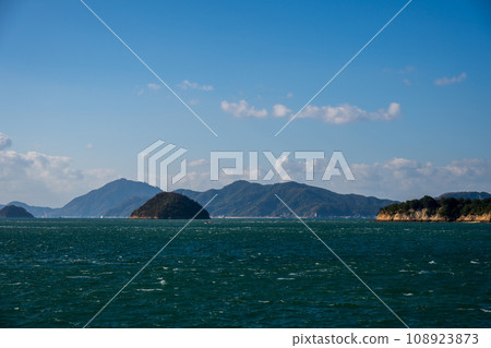 Very beautiful autumn scenery of Okunoshima in Hiroshima Prefecture, Japan Very beautiful autumn scenery of Okunoshima in Hiroshima Prefecture, Japan 108923873