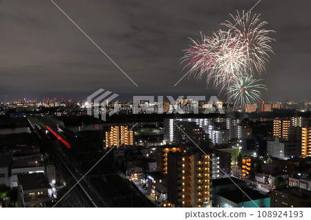 Keihin Tohoku Line Arakawa Bridge and the 3rd Kawaguchi Fireworks Festival | 90th anniversary of city organization enforcement: 2023 (Kawaguchi City, Saitama Prefecture) Keihin Tohoku Line Arakawa Bridge and the 3rd Kawaguchi Fireworks Festival | 90th anniversary of city organization enforcement: 2023 (Kawaguchi City, Saitama Prefecture) 108924193