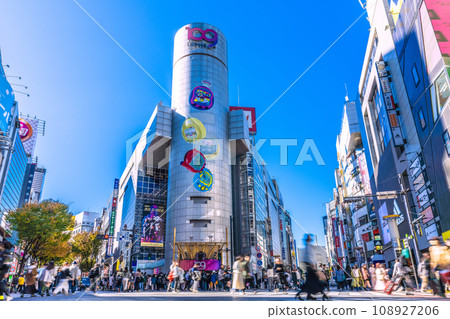 日本東京城市景觀十一月。全國平均/連續10週下降↓…秋季晴空、澀谷109的景色等=19日 108927206