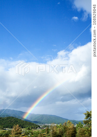 山上有彩虹 108929848