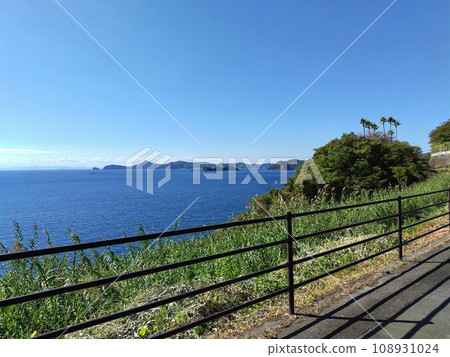 Ainan Town, Minamiuwa District, Ehime Prefecture_Scenery with a view of the sea 5 108931024