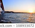 三浦市城島大橋、夕陽、城島風景 108933072
