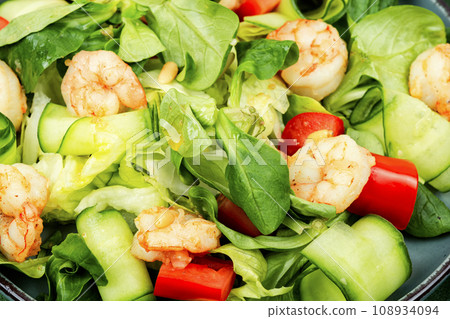 Shrimp salad green. 108934094