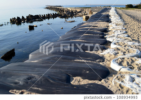 Baltiysk, Kaliningrad region, Southern pier on the Baltic spit, flood protection, shore reinforcement, embankment, concrete breakwaters 108934993