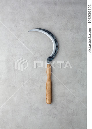 Western sickle Sickle 108939501