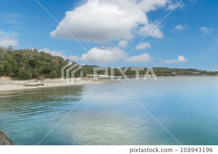 Saku Island 108943196