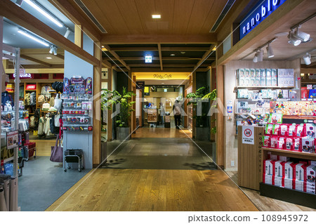 Tokyo Skytree Town Solamachi Shopping District 1st floor 108945972