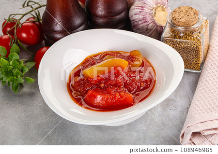 Hungarian lecho with bell pepper 108946985