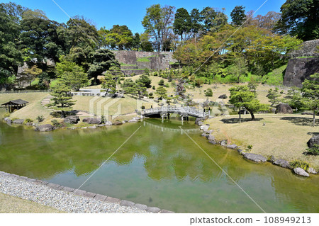 Kaga Province, Kanazawa Castle in clear skies, Ishikawa Gate, Hishi Yagura, Gojikken Nagaya, Hashizume Gate Tsuzuki Yagura 108949213