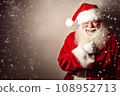 Smiling Santa Claus. advertisement banner background with copy space 108952713