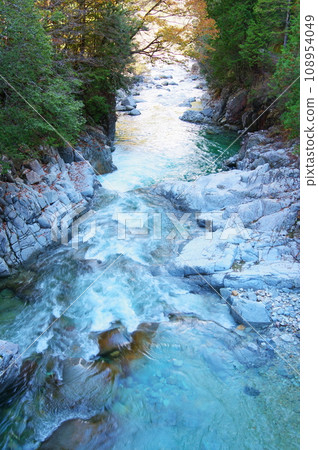 Ushigafuchi in Atera Valley, Okuwa Village, Nagano Prefecture 108954049