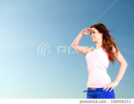 Attractive woman young girl 108956251