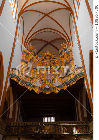 Wroclaw, Poland - June 2023: Organ of Garrison Church - Basilica of St Elisabeth located in historic part of Wroclaw city, Poland Wroclaw, Poland - June 2023: Organ of Garrison Church - Basilica of St Elisabeth located in historic part of Wroclaw city, Poland 108957300