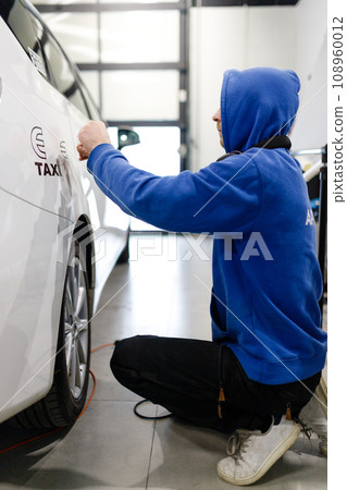 Car tinting, color change, detailing, protective film 108960012