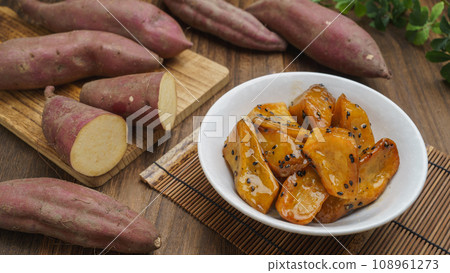 大學薯和地瓜 大學薯和地瓜 108961273