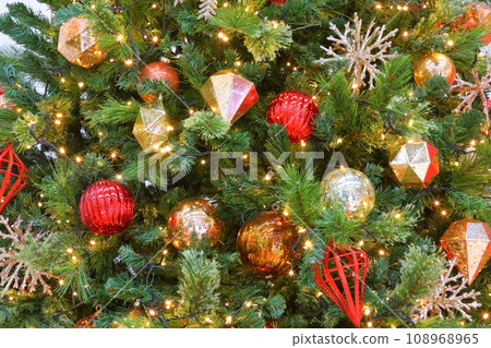 This is a beautifully decorated Christmas holiday decoration. This is a beautifully decorated Christmas holiday decoration. 108968965