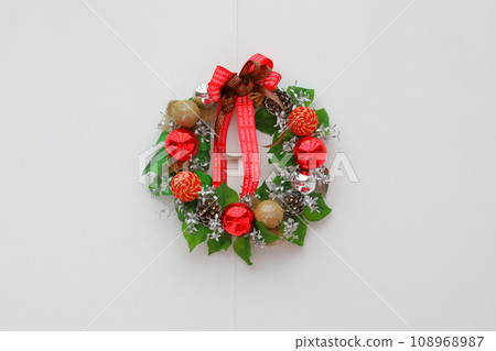 This is a beautifully decorated Christmas holiday decoration. This is a beautifully decorated Christmas holiday decoration. 108968987