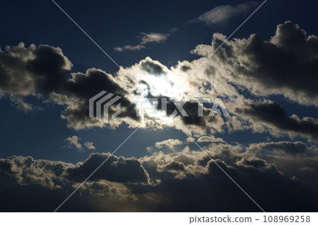 Winter sky sunlight and colored clouds, telephoto, sky limited, 220114pm 108969258