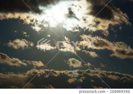 Winter sky sunlight and colored clouds, telephoto, sky limited, 220114pm 108969398