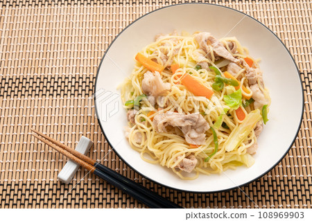 Handmade salt fried noodles Handmade salt fried noodles 108969903