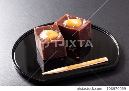 Chestnut yokan (chestnut steamed yokan) Chestnut yokan (chestnut steamed yokan) 108970069