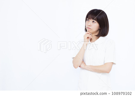 一個三十多歲的女護士，嚴重擔心 108970102