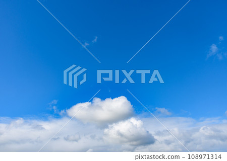 Background material: Blue sky and clouds Location: Ishigaki Island Background material: Blue sky and clouds Location: Ishigaki Island 108971314