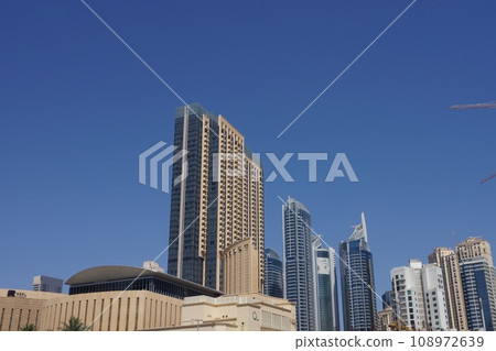 Cityscape along the highway to Abu Dhabi, Dubai, UAE 108972639