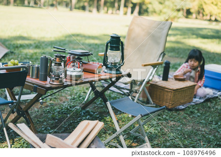 Family camp 108976496