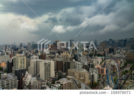 [Tokyo] Tokyo guerrilla heavy rain/climate change negative image 108978071