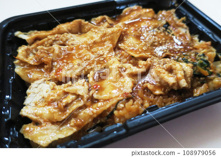 體力十足的排骨烤肉便當 體力十足的排骨烤肉便當 108979056